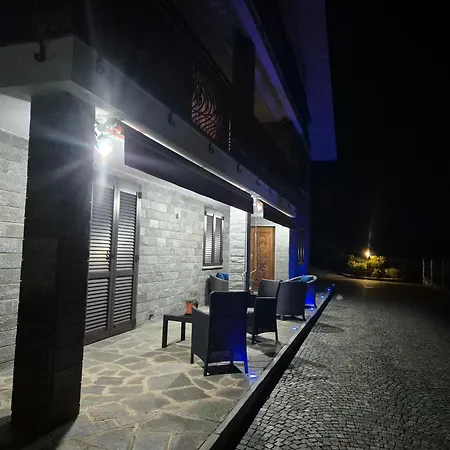 Il Quadrifoglio アパート Pavarolo